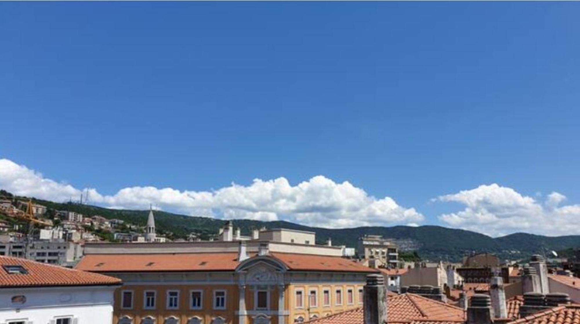 Sky Nido- Mansardato In Centro Storico